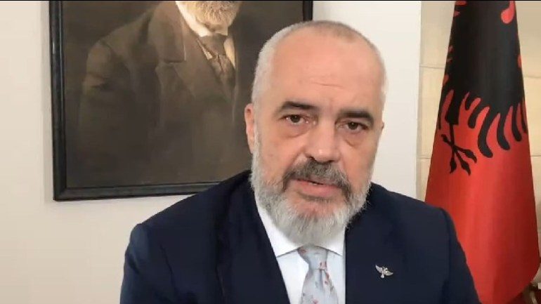 “UNË ANOJ NGA…”/ Rama për aktivitetet me rrisk:Ka debat për estetikat, u kërkoj falje grave
