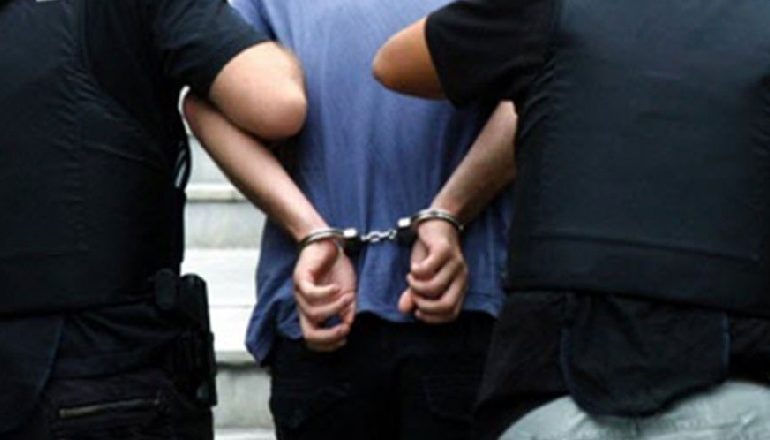 NË KOHË KORONAVIRUSI/ Arrestohet pas disa muajsh në kërkim ndërkombëtar 23-vjeçari nga Tirana (EMRI)