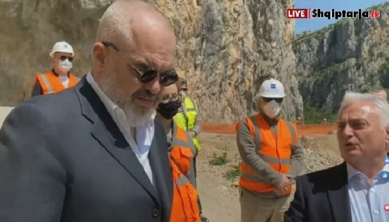 NDËRTOHET NË RRUGËN E ARBRIT URA MË E LARTË NË BALLKAN/ Rama: Tuneli i fundit do bëhet panoramik