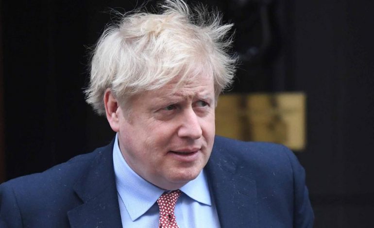 KORONAVIRUSI/ Vështirësohet gjendja shëndetësore e Boris Johnson, kryeministri i Britanisë futet në oksigjen