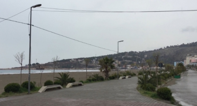 PASOJAT E KORONAVIRUSIT/ Në Shëngjin mbizotëron heshtja, anulohen prenotimet