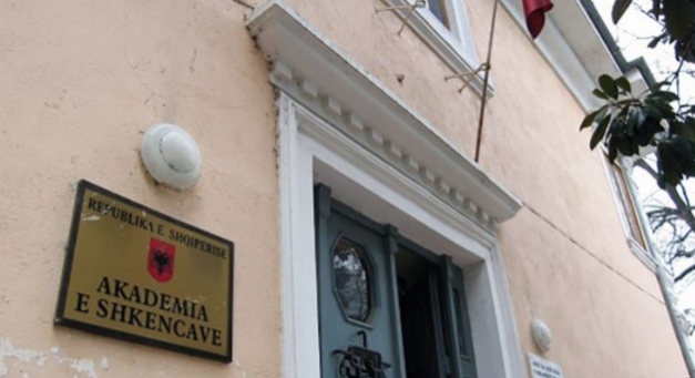 KORONAVIRUSI/ Apeli i Akademisë së Shkencave: Pritet mbërritja e pikut. Duhet trajtim në kohë