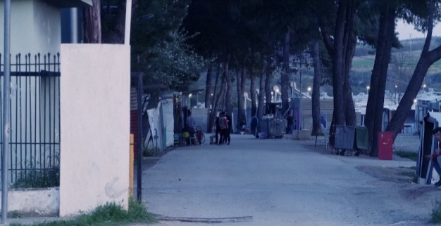 KORONAVIRUSI/ Shpërthen edhe në kampet e refugjatëve në Greqi, futen në karantinë…