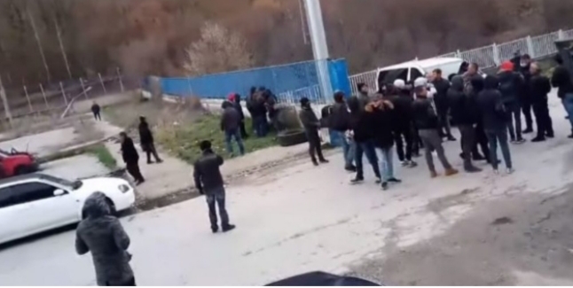 SHQIPTARËT E BLLOKUAR NË KUFIJ/ Policia: Ekziston mundësia e kthimit vetëm për rezidentët në Shqipëri, ata që janë në shtete të tjera…