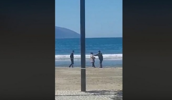 POLICI SHPËTOI GRUAN NGA MBYTJA/ Berisha deformon ngjarjen dhe bën thirrje për protestë në kohë pandemie (VIDEOT)