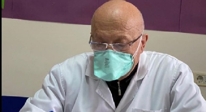 U PREK NGA COVID/ Profesor Kraja rikthehet në punë më i fortë se kurrë