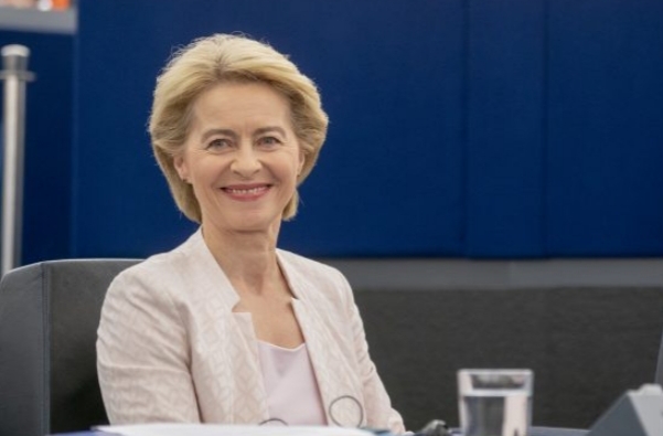 COVID-19/ Presidentja e Komisionit Europian optimiste: Do të gjejmë zgjidhje të zgjuara për të kaluar pushimet verore
