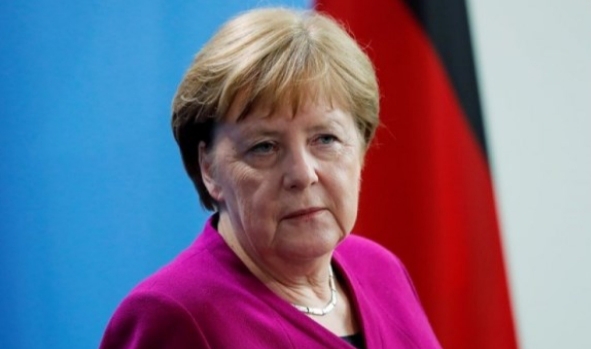 COVID-19/ Merkel e ashpër kundër debateve për lirimin e masave