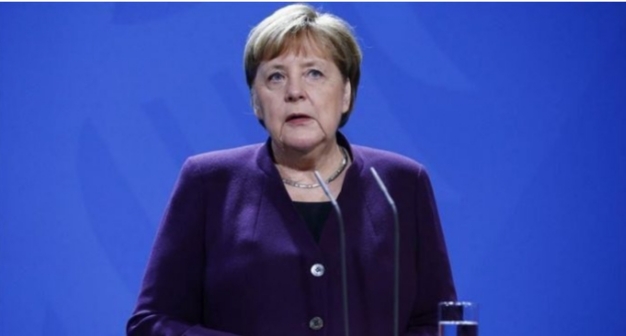 KORONAVIRUSI/ Merkel: Vaksina kundër COVID-19 e disponueshme për të gjithë
