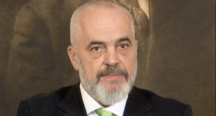 MUAJI I RAMAZANIT/ Rama mesazh urimi: Nuk po jetojmë në një kohë të bekuar. Karantina sot na mundon por edhe…