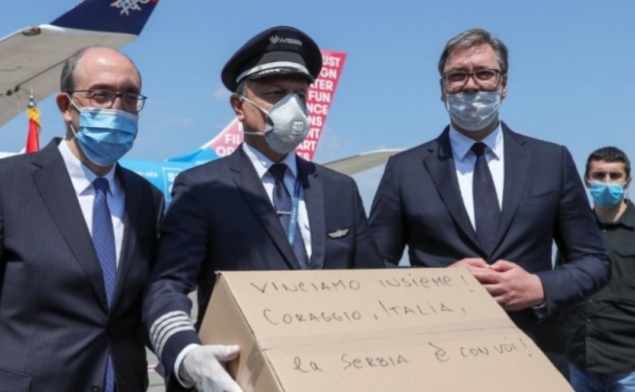 COVID-19/ Serbia i dërgon katër aeroplanë me pajisje mjekësore Italisë