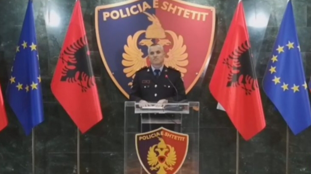 SHERRI ME GRUSHTE/ Ardi Veliu pezullon nga detyra policin në Fier. Çështja në duart e prokurorisë dhe SHÇBA-së