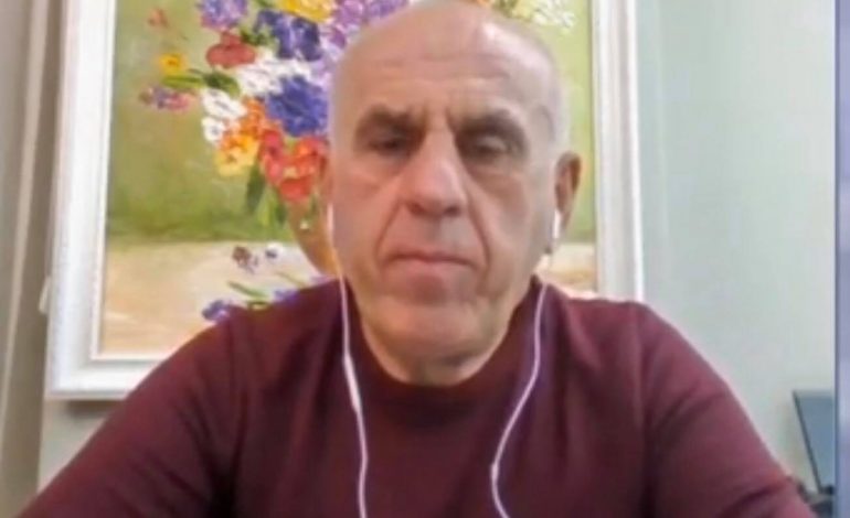 “E JASHTËZAKONSHME”/ Mjeku Pipero përlotet nga surpriza që i bëjnë fëmijët