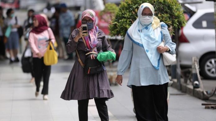 KORONAVIRUSI/ Raportohen 60 viktima të reja nga COVID-19 në Indonezi
