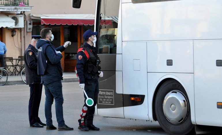 FALJA E GJOBAVE/ Nis kthimi i patentave dhe makina të sekuestruara gjatë shtetrrethimit