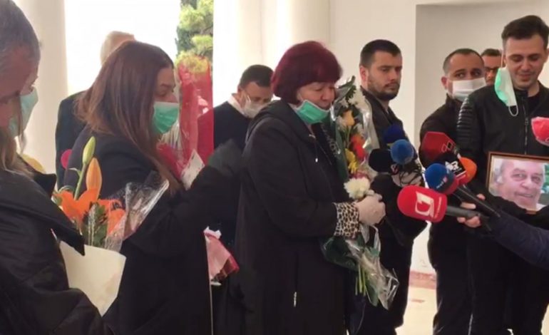 GJEN FORCË TË FLASË/ Mirjeta Larja: Kjo ceremoni e thjeshtë është më e bukur, më njerëzore…nuk kam pishman