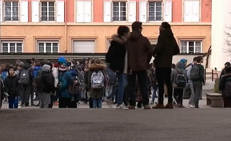 KORONAVIRUSI/ Më 11 maj Franca rihap shkollat fillore. Maksimumi i nxënësve në klasë do jetë 15