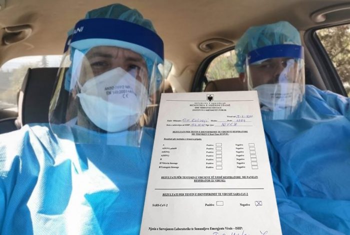 MERR FUND PANIKU NË TELEVIZIONIN SHQIPTAR/ Gazetari i njohur merr përgjigjen e testit për koronavirus