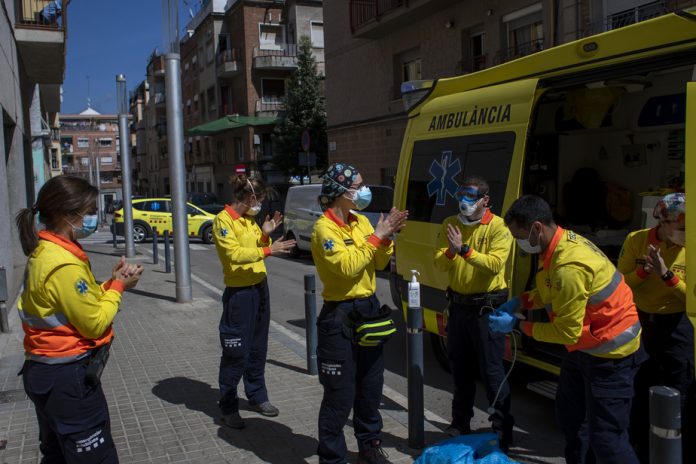 LAJME SHPRESE NGA SPANJA/ Bie numri i vdekjeve nga COVID-19, 510 në 24 orë