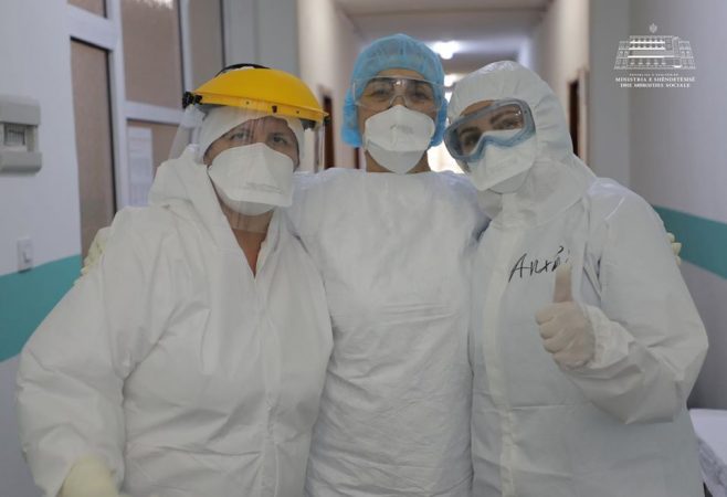LAJM I MIRË/ Manastirliu: Shërohen edhe 3 infermierë të prekur nga COVID-19