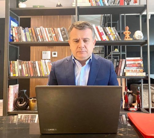 “BLINI PRODHIME MADE IN ALBANIA”/ Balla: Shqipëria do ta fitojë luftën me COVID -19, sot më shumë se kurrë duhet të jemi patriotë