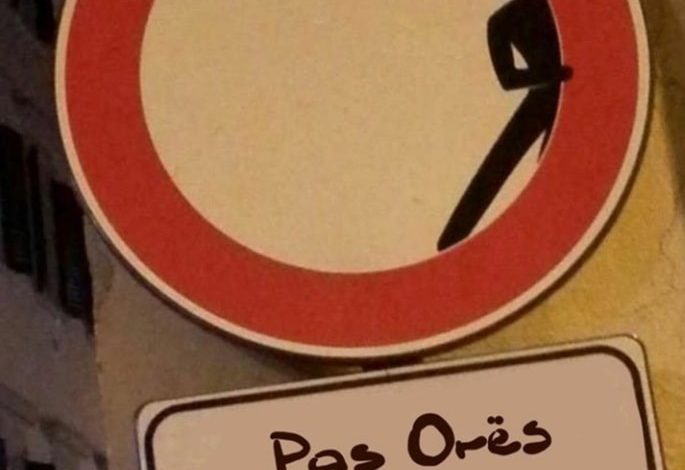 FOTOLAJM/ Si i ndryshon karantina… shenjat e qarkullimit rrugor