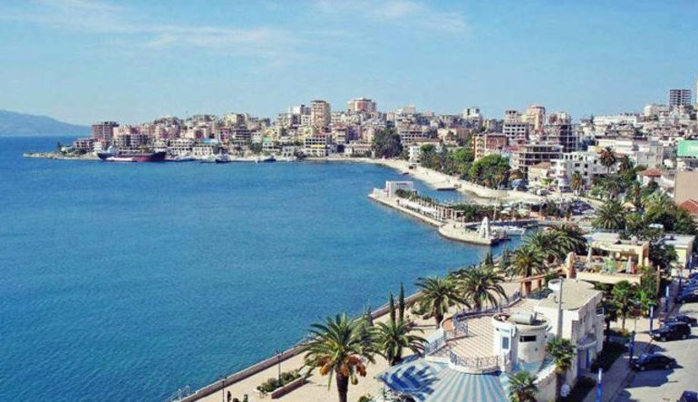 FLUTURIMET NË QERSHOR…/ Gati plani për distancimin fizik në plazhet shqiptare (nëse do hapen)
