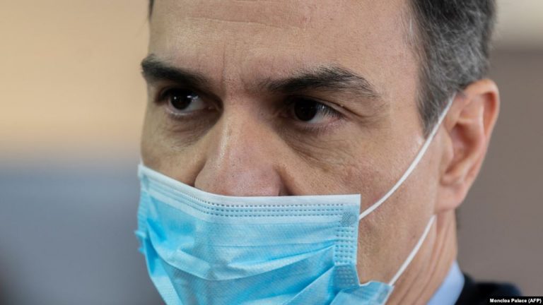 KORONAVIRUSI/ Sanchez: Spanja do të nisë daljen nga izolimi në gjysmën e dytë të majit
