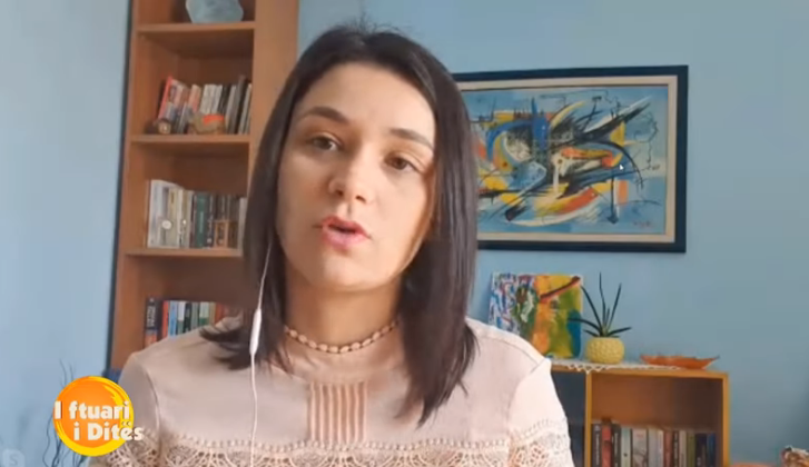 KARANTINA RRIT NUMRIN E RASTEVE TË NGACMIMEVE SEKSUALE ONLINE? Psikologia: Kujdes fëmijët! Mbani “manualisht” të zënë dhe larg smartphone-ve