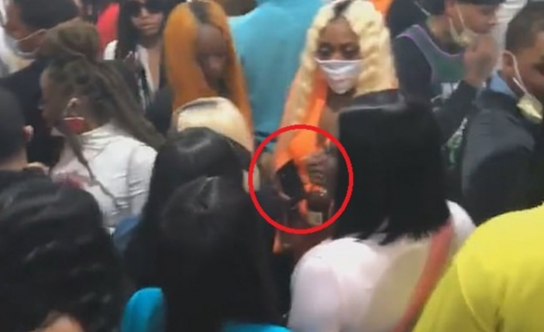 KORONAVIRUSI NË SHBA/ 1.000 të rinj “thyejnë” karantinën, organizojnë party në një apartament dhe argëtohen së bashku (VIDEO)
