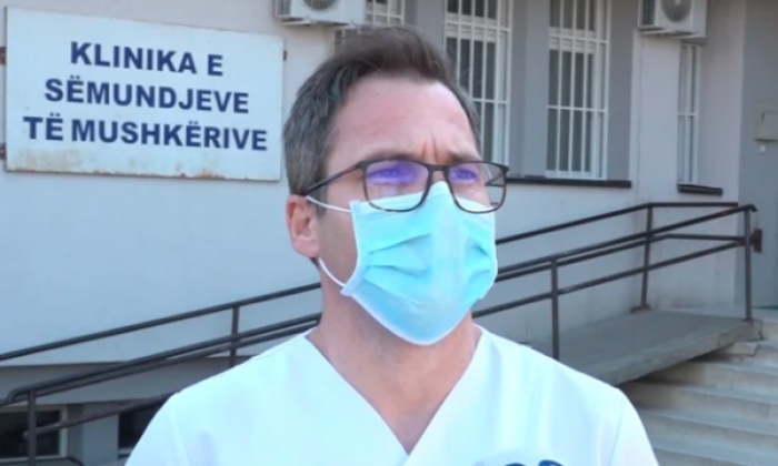 COVID-19/ Mjeku Morina jep detaje të rëndësishme: Si bëhet kontakti i parë i virusit me rrugët e frymëmarrjes