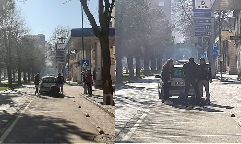 NË KOHË KORONAVIRUSI/ Aksident në Korçë, makina përplas këmbësorin (FOTO)