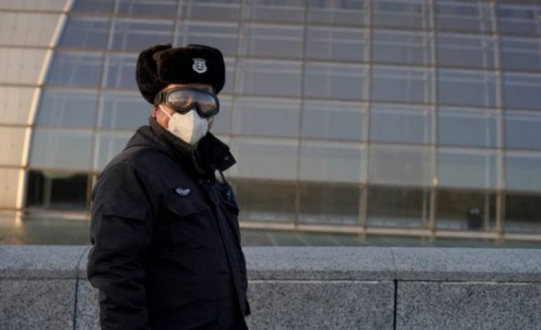 KORONAVIRUSI NË SHBA/ 18-vjeçarja kërcënim për përhapjen e COVID-19, duhet të paguajë 20 mijë dollarë për të dalë nga burgu