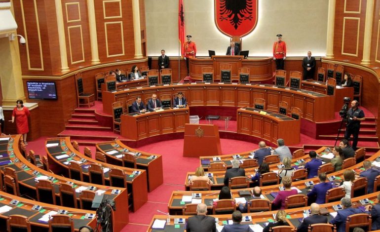 VENDIMI/ Parlamenti mblidhet në seancë plenare, ja data