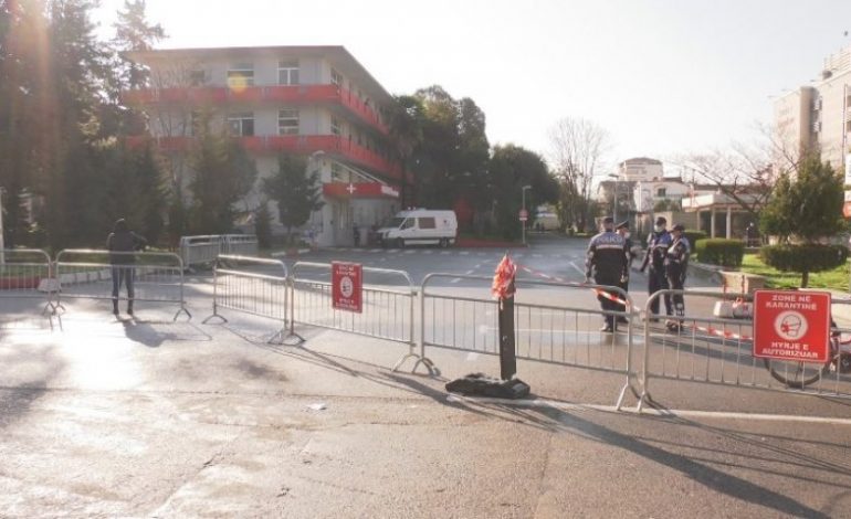 LAJM I MIRË/ Shërohen 3 persona të prekur me COVID-19 në Lezhë, mes tyre kryeinfermierja e sanitarja