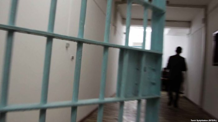 DJALI I SAJ VUAN DËNIMIN NË PARABURGIM/ Tenton të fusë kanabis mes ushqimeve, arrestohet 62-vjeçarja në Vlorë