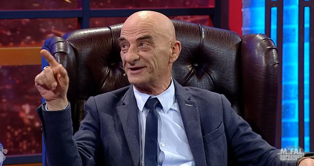 “S’PO SHTYHET, NGELA DUKE U ZËNË ME GRUAN”/ Cekja: Në shtëpi, mendjen e ke për të ngrënë