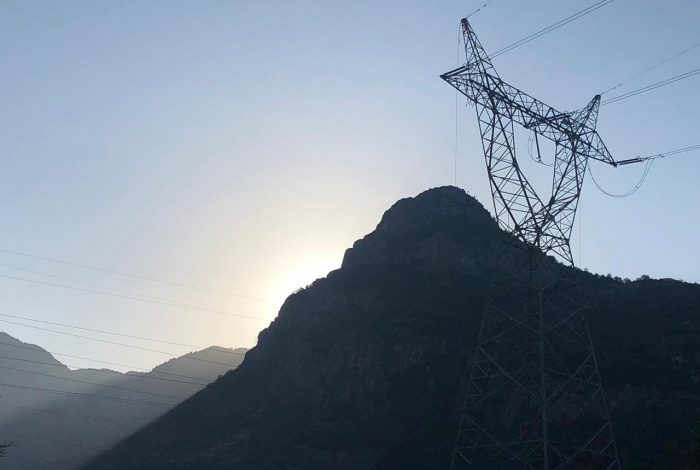 MIRATOHET/ Marrëveshja për njohjen e Operatorit të Transmetimit të Kosovës, KOSTT dhe OST do të integrojnë operimin e rrjeteve të transmetimit