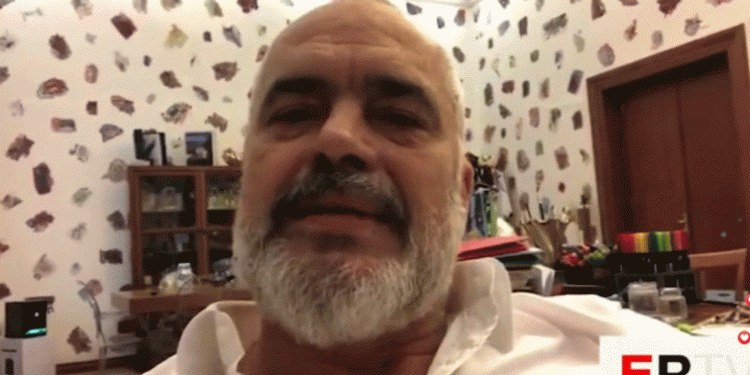 “KOMUNIST, SULLTAN…”/ Rama ia kthen komentuesve: Kemi hapur ekonominë më shumë se çdo shtet tjetër