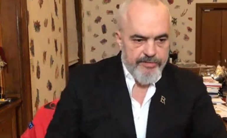 LIVE/ Kryeministri Rama bashkëbisedim me qytetarët për situatën e Covid-19