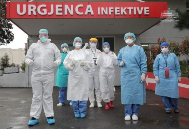 KORONAVIRUSI/ Mjeku Pipero jep lajmin: Të hënën nis analiza serologjike me personelin shëndetësor