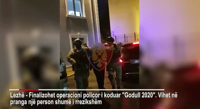 OPERACION NË KOHË KORONAVIRUSI/ Policia i rrethon banesën, kapet i shumëkërkuari me rrezikshmëri të lartë në Lezhë (VIDEO)