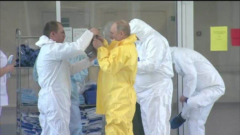 SPITALET NË RUSI MBUSHEN ME TË INFEKTUAR/ Putin: Piku i pandemisë, ende larg