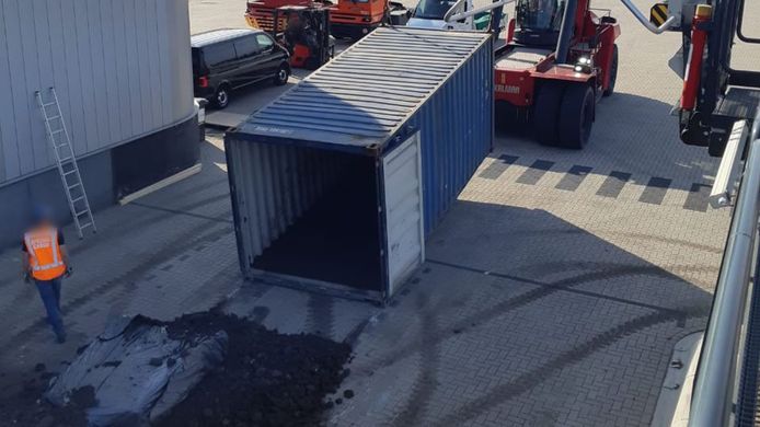 TRAFIK DROGE NË KOHË KORONAVIRUSI/ Kapen me rreth 1.5 ton kokainë, arrestohen tre shqiptarët në Holandë (FOTO)