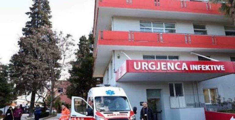 KORONAVIRUSI/ Ndërron jetë 80 vjeçarja, shkon në 20 numri i viktimave nga Covid-19 në Shqipëri