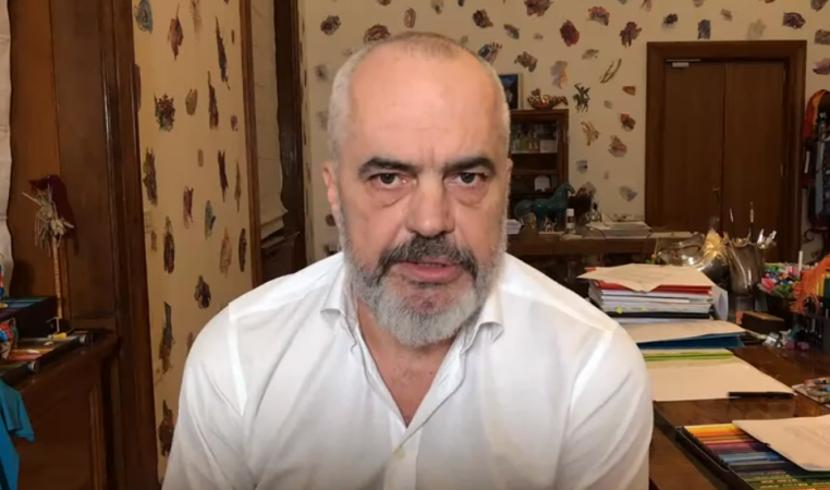 COVID-19/ Qytetari i ankohet pse ka bllokuar plazhet, Rama: Ke ndonjë det privat?