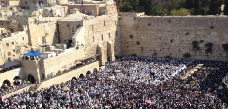 KORONAVIRUSI/ Izraeli shënon rënie të numrit të infektuarve me COVID-19, ja çfarë ka vendosur qeveria për Pashkët e hebrenjve
