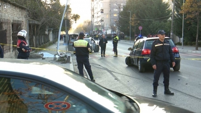 AKSIDENTI FATAL ME 2 VIKTIMA NË PORCELAN/ Gjykata liron nga qelia shoferin (EMRI)
