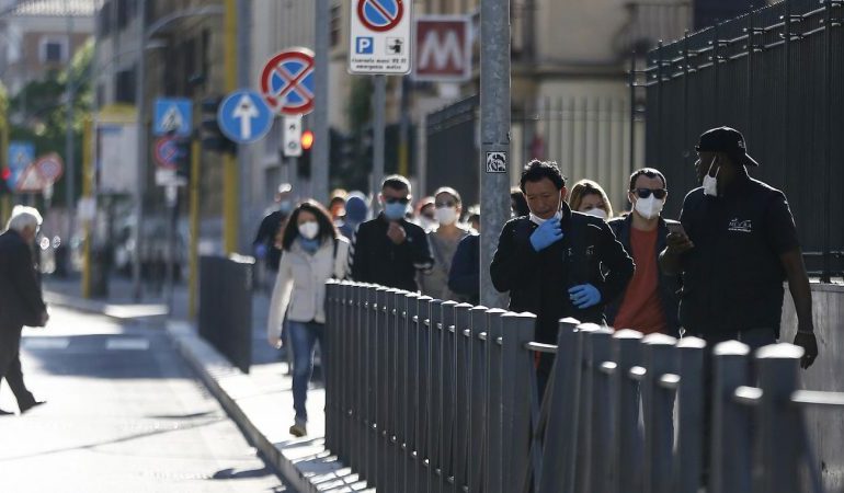ANALIZA/ As rroga dhe as ushqime, emigrantët shqiptarë në Itali në mëshirë të fatit