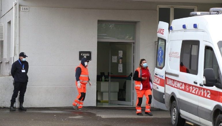 KORONAVIRUSI/ Nga 11 prilli nuk kishte asnjë rast të ri, një 73-vjeçar i prekur me COVID-19 në Durrës